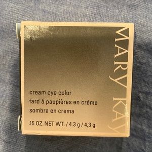 Mary Kay Apricot Twist NIB